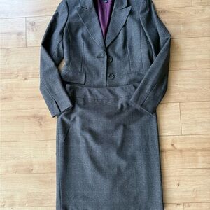 Evan-Picone Gray Polyester Blazer & Skirt Suit Set Women’s Size 10